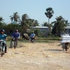 Facilita traslado a través de línea fronteriza entre Vietnam y Camboya
