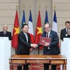 Dirigentes de Vietnam y Francia reiteran voluntad de fortalecer relaciones 
