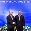 Premieres de Vietnam y Camboya se reúnen en marco de Cumbre de MRC