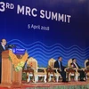 Premier vietnamita concluye asistencia a reunión de alto nivel de MRC 