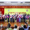 Vietnam premia a mejores títulos nacionales en Día de Libro