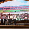 Tierra natal del Presidente Ho Chi Minh recibe certificado de nueva zona rural