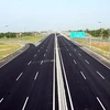 Once inversionistas foráneos interesados en construcción de autopista en Vietnam 