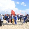 Miles de vietnamitas por limpiar el ambiente marítimo en Quang Tri