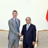 Premier de Vietnam propone impulso de cooperación con Reino Unido en sector de educación 