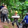 Lluvias obstaculizan rescate de equipo de fútbol infantil tailandés atrapado en cueva