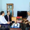 Presidente de Vietnam recuerda a los mártires en su visita a provincia de Hung Yen 