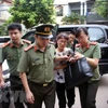 Vietnam detiene a tres individuos por vínculos con fraude en examen de bachillerato 