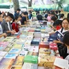 Inauguran feria de libros de otoño en Hanoi 