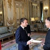 Presidente francés elogia el creciente papel de Vietnam en la arena internacional