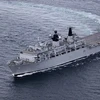 Buque HMS Albion de Marina Real Británica atraca en puerto de Vietnam 