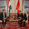 Dirigente partidista de Vietnam recibe a presidente del Partido Socialista de Hungría 