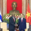 Vietnam decidido a continuar fortaleciendo la solidaridad con Cuba