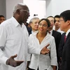 Delegación de alto nivel de Cuba visita Hospital de Amistad Vietnam- Cuba Dong Hoi