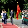 Prensa francesa acapara visita del premier Edouard Philippe a Vietnam 