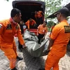 Lion Air reanuda labores de búsqueda de víctimas de avión accidentado