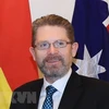 Inicia presidente del Senado de Australia visita oficial a Vietnam 
