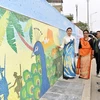 Presentan en Mural Cerámico de Hanoi bellezas naturales y culturales de Sri Lanka