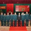 Premier vietnamita inspecciona la preparación para el combate en División de Fuerza Aérea antes de Tet