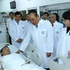 Califica premier de Vietnam a los médicos como “héroes silenciosos”