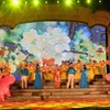 Celebran en Vietnam Festival de Cerezo y Albaricoque Amarillo 