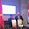 Firman Vietnam y Canadá memorando de cooperación en auditoría