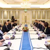 Premier vietnamita llama a inversiones de empresas chinas en infraestructura 