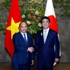 Regresa premier de Vietnam a su país tras participar en Cumbre G20 en Japón