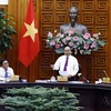 Insta primer ministro de Vietnam a la Televisión Nacional a contribuir más al desarrollo del país