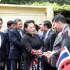Presidenta del Parlamento vietnamita conversa con compatriotas en Tailandia