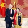 Vietnam reitera deseo de agilizar lazos con UE en economía y comercio