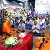 Celebra comunidad de khmeres en Vietnam el Festival tradicional Ok Om Bok 