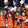 Recompensan al equipo femenino de fútbol de Vietnam, campeón sudesteasiático