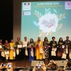 Lanzan en Vietnam concurso de poesía en formato “slam”