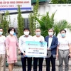 Otorga Hanosimex 700 camisetas de tela antibacteriana al hospital en Hanoi