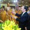 Celebran en Hanoi aniversario del nacimiento de Buda