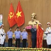 Premier vietnamita exhorta a mejorar la responsabilidad en lucha contra corrupción 