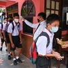 Tailandia permitirá mañana reabrir escuelas