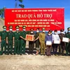 Provincia vietnamita entrega obsequios a soldados y pobladores laosianos