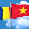 Dirigentes vietnamitas felicitan a Rumania por su Día Nacional