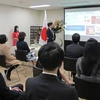 Empresas japonesas apoyan a estudiantes vietnamitas afectados por la pandemia