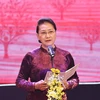 Presidenta del Parlamento vietnamita exhorta a promover apoyo mutuo en comunidad