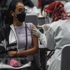 Indonesia aplicará vacuna contra el COVID-19 a empleados de hoteles y restaurantes
