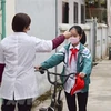 Estudiantes de provincia vietnamita vuelven a la escuela tras restricciones por el COVID-19