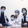 Recibe alta hospitalaria el paciente de trasplante de corazón más joven de Vietnam