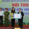 Recaudan en Hanoi fondos a favor de zonas marítimas e insulares de Vietnam 