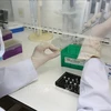 Empresa vietnamita dona 10 mil kits de prueba del COVID-19 al Ministerio de Salud