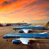 Vietnam Airlines firma contrato de crédito de mil 740 millones de dólares