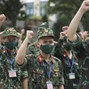 Movilizan a más personal médico al Sur de Vietnam para combatir COVID-19