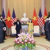 Vicepresidenta de Vietnam recibe a su homóloga estadounidense Kamala Harris